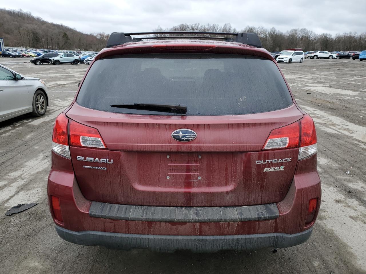 2013 Subaru Outback - Image 6