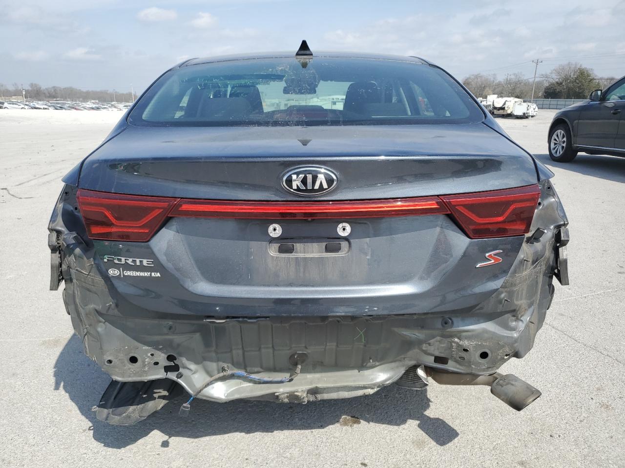 2019 Kia Forte - Image 6