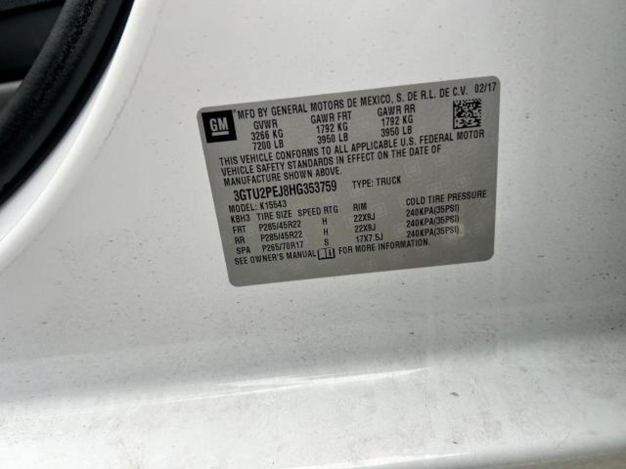 2017 GMC Sierra - Image 10