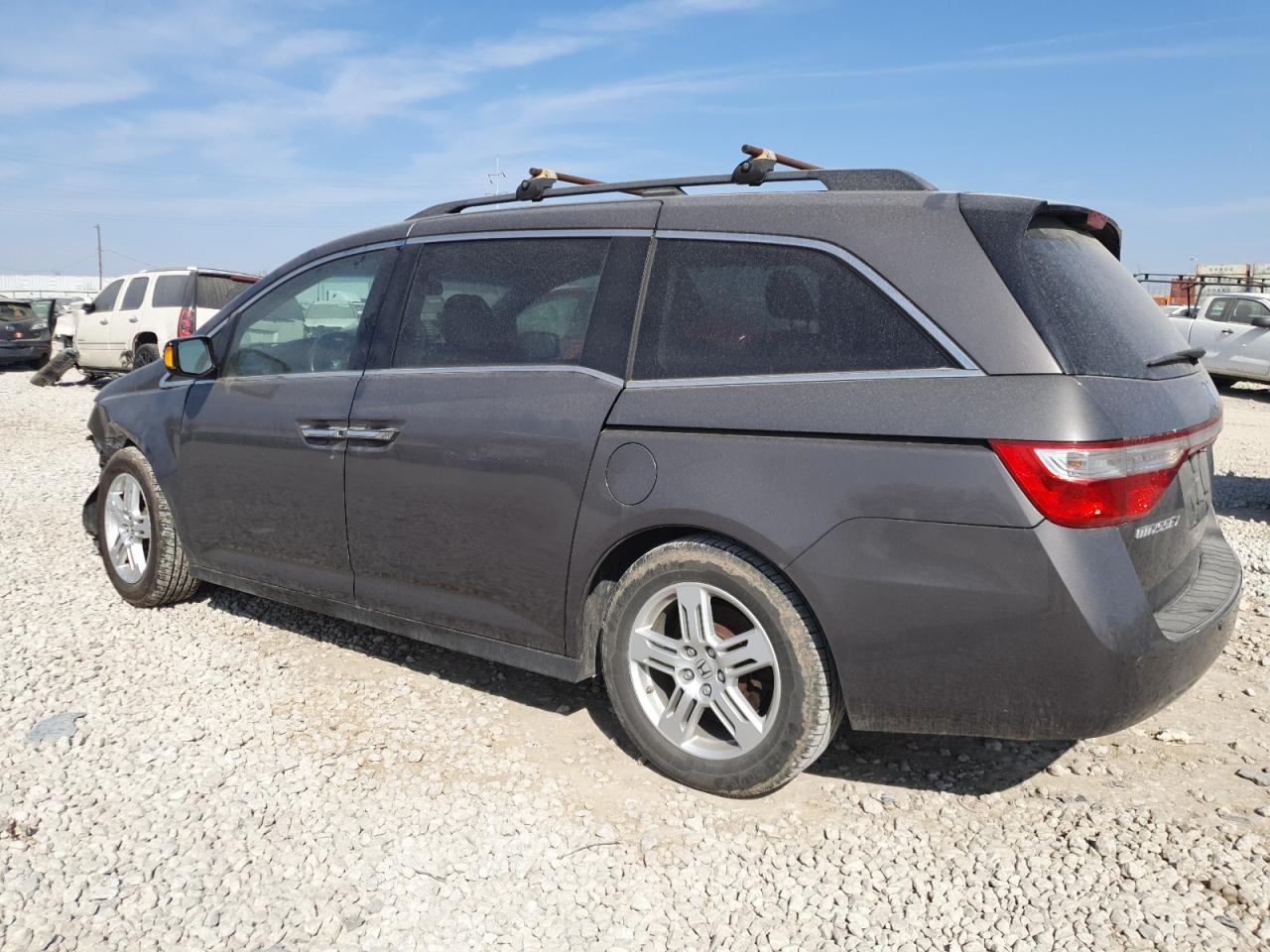 2012 Honda Odyssey - Image 2