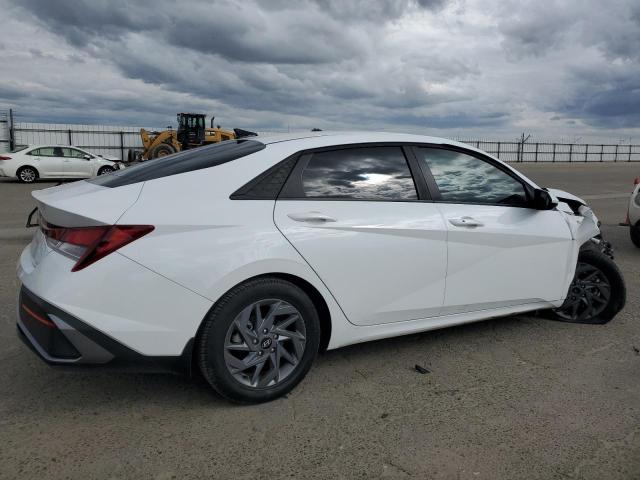  HYUNDAI ELANTRA 2024 White