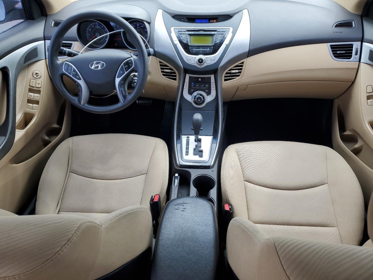 2012 Hyundai Elantra - Image 8