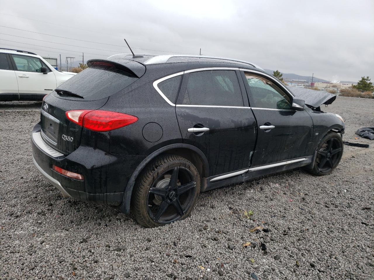 2017 Infiniti QX50 - Image 3