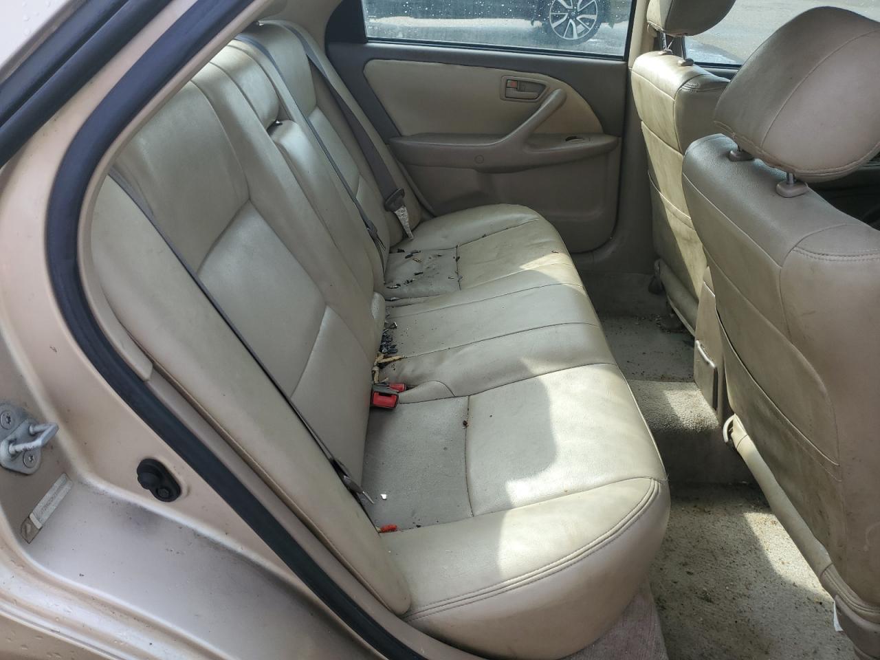 2001 Toyota Camry - Image 11