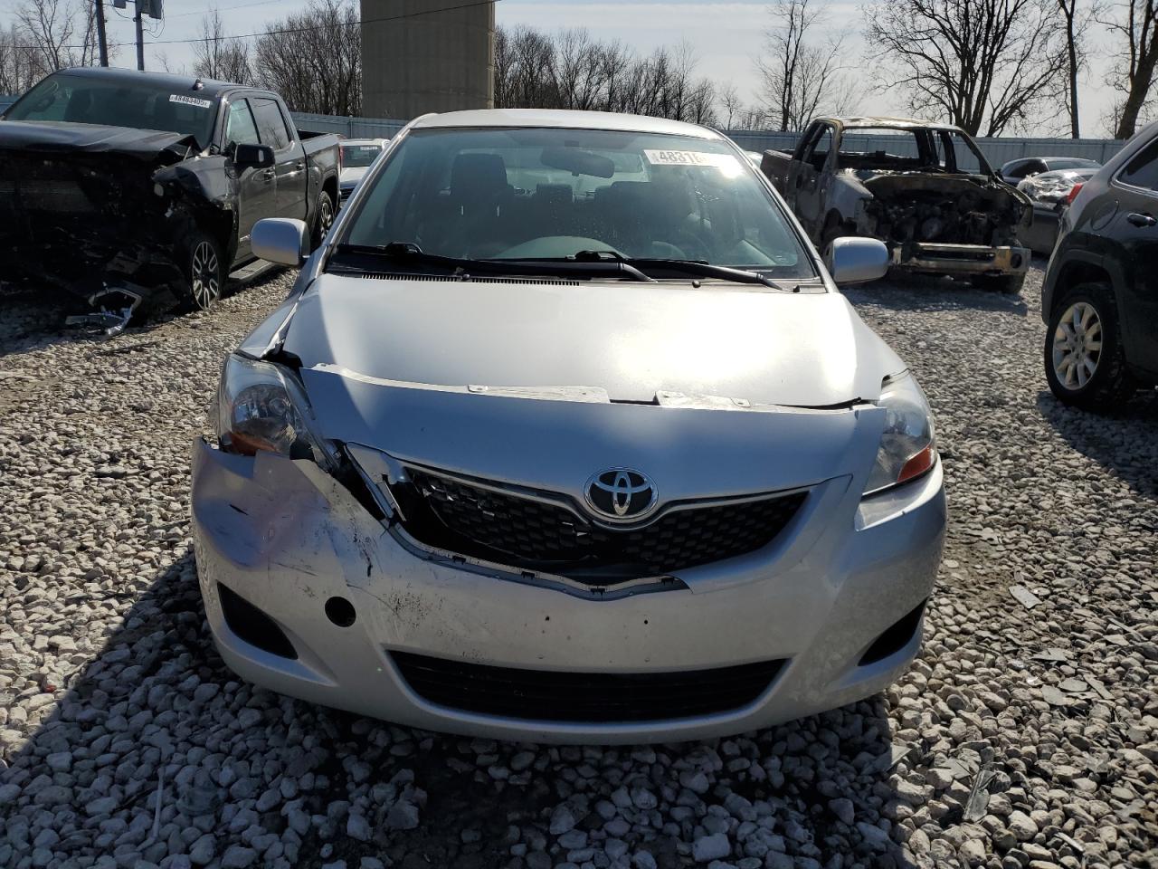 2010 Toyota Yaris - Image 5