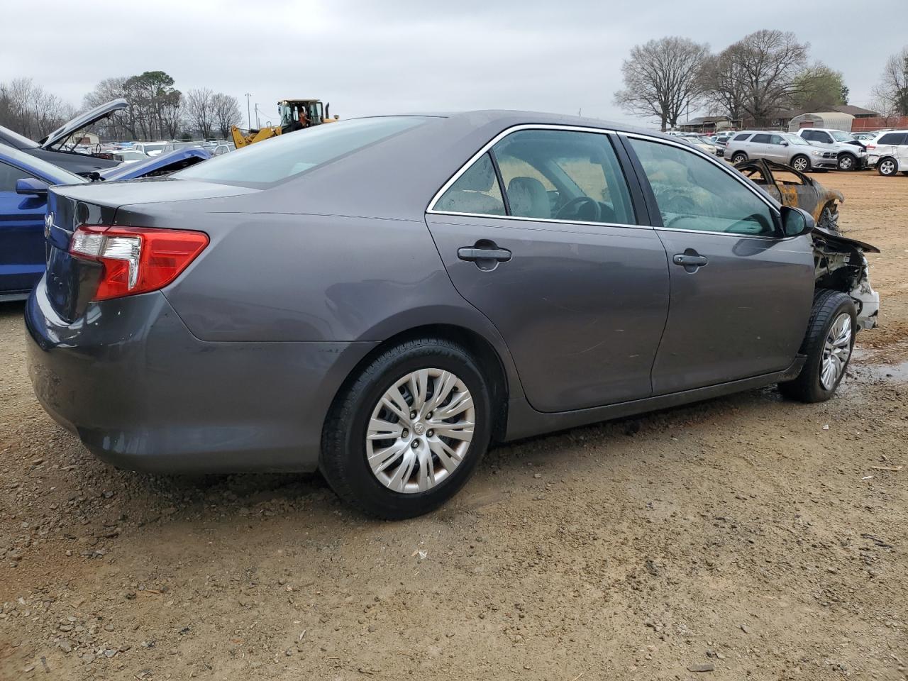 2014 Toyota Camry - Image 3