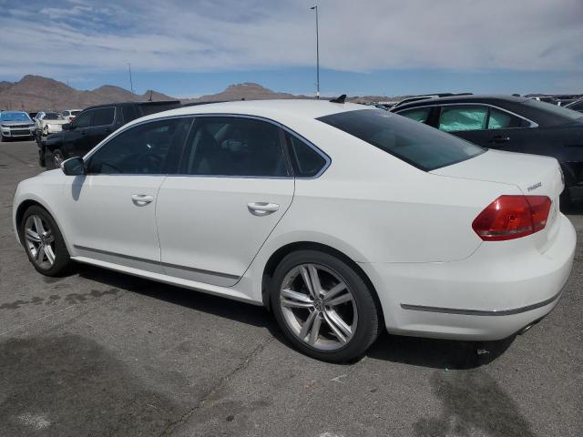  VOLKSWAGEN PASSAT 2014 Biały