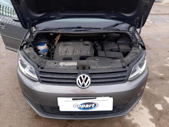 2013 VOLKSWAGEN TOURAN SE