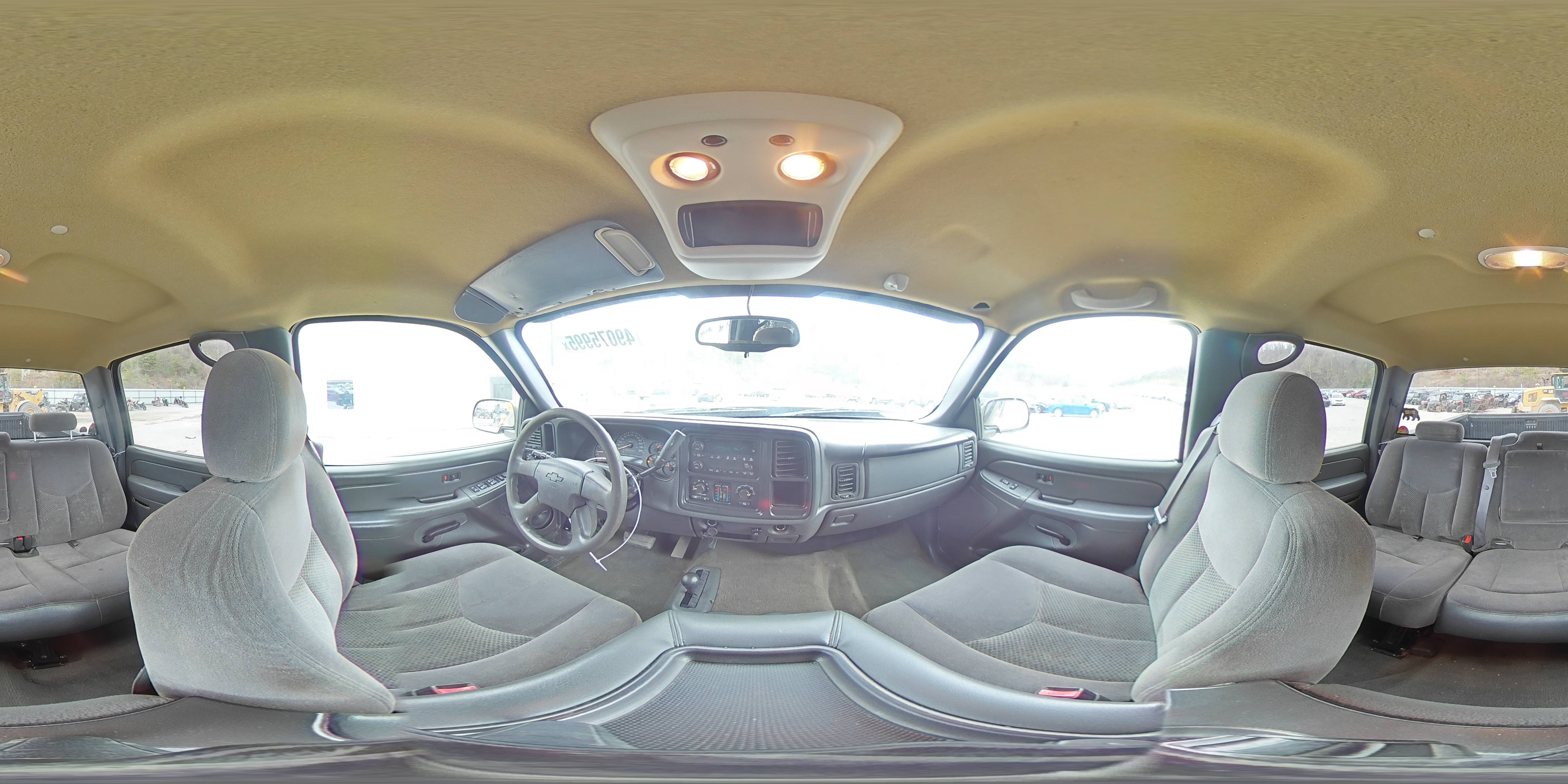 2006 Chevrolet Silverado - Image 12