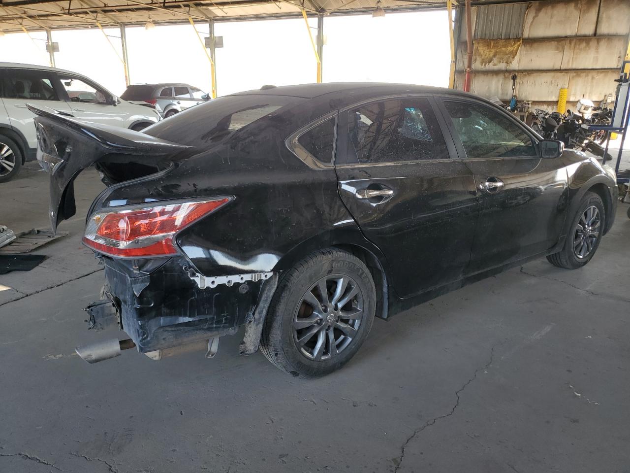 2015 Nissan Altima - Image 3