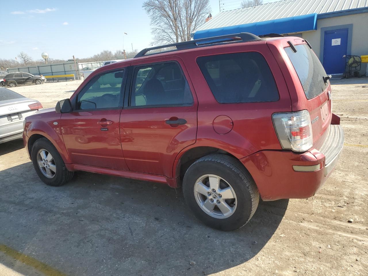 2009 Mercury Mariner - Image 2