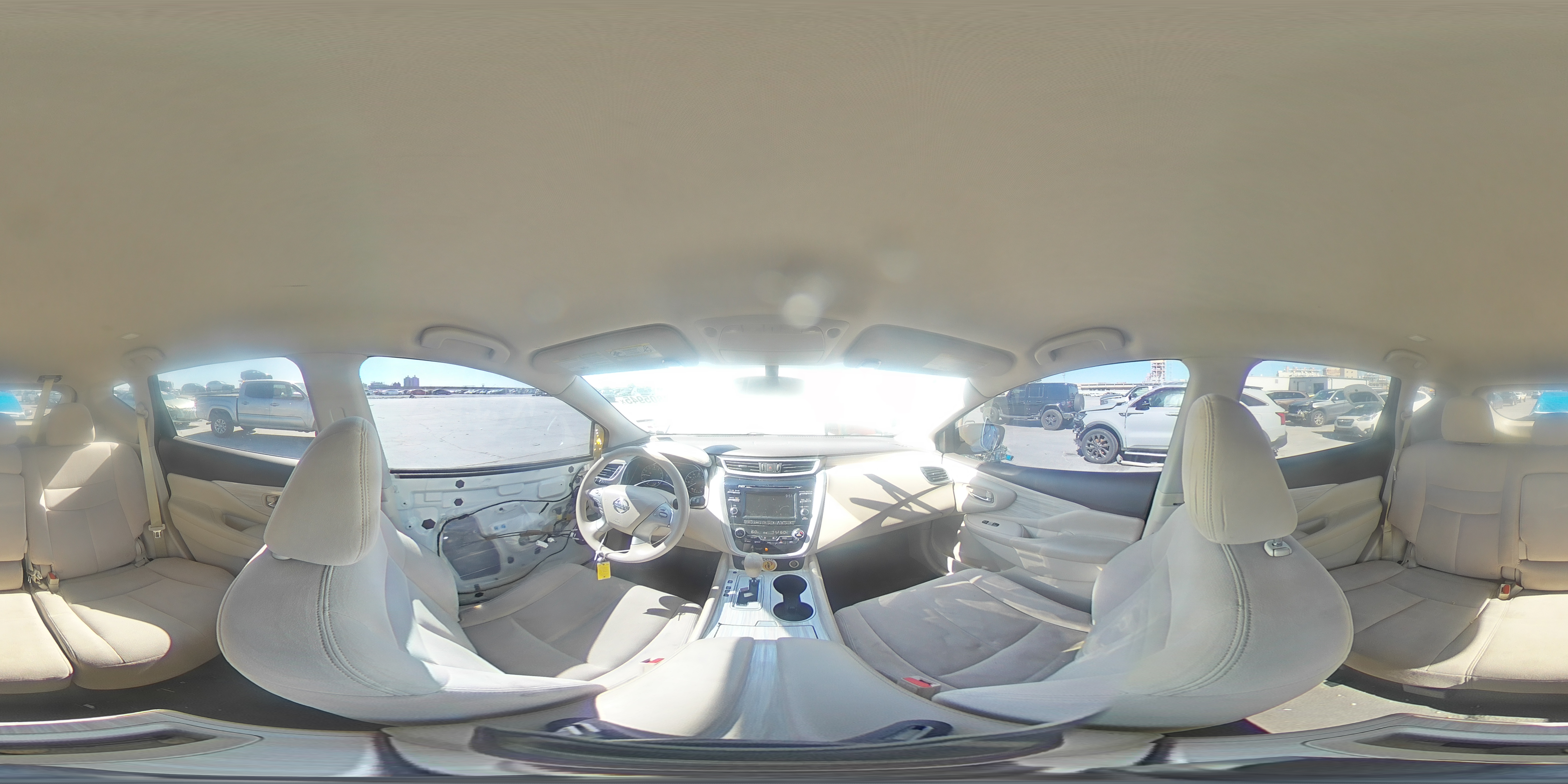 2016 Nissan Murano - Image 14