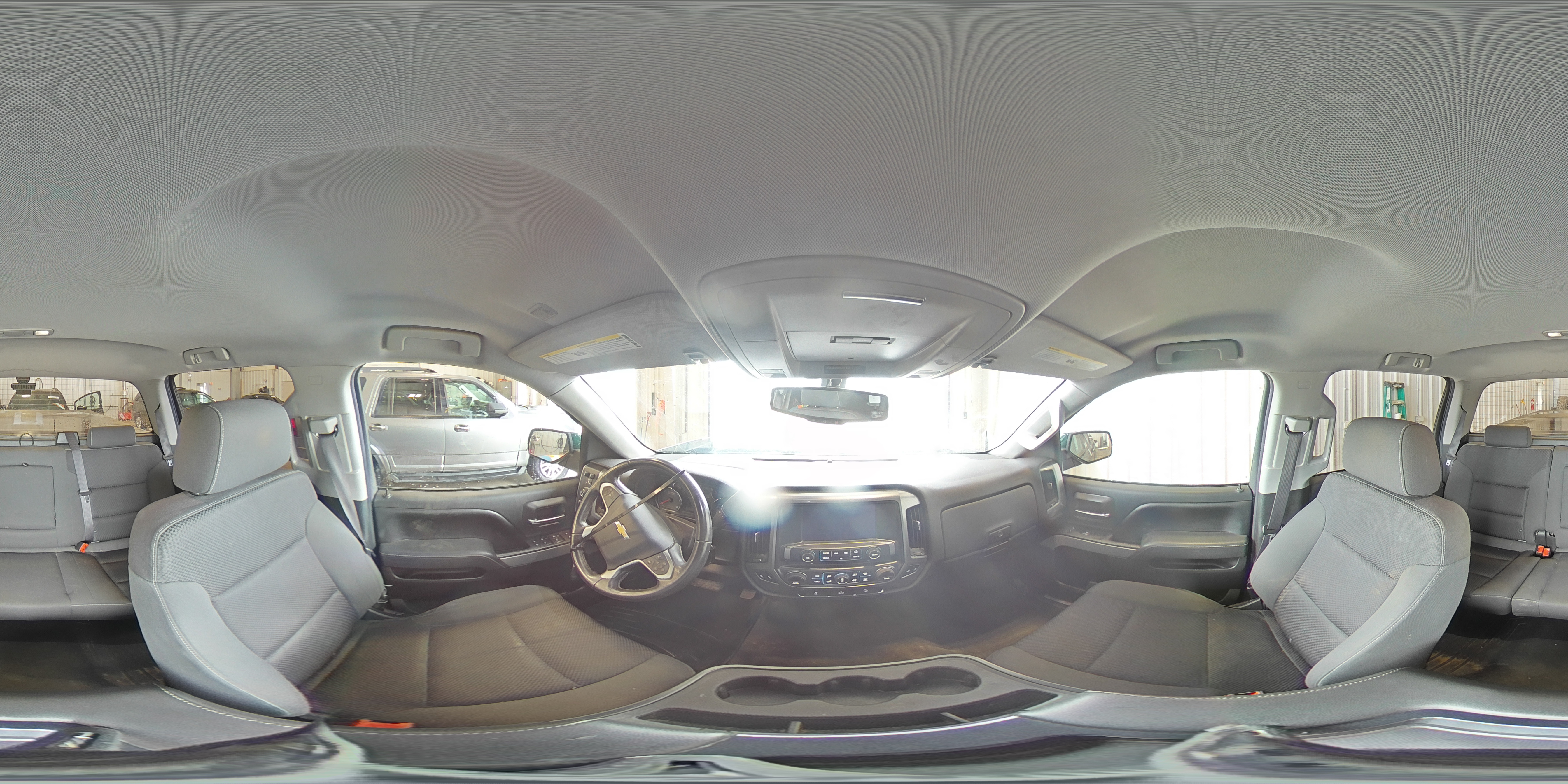 2015 Chevrolet Silverado - Image 14