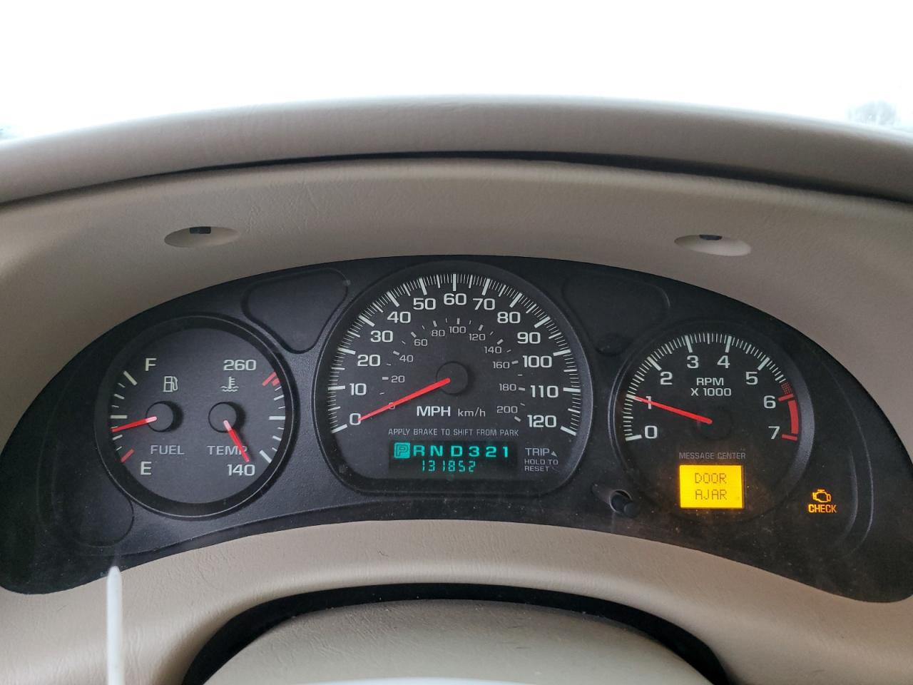 2004 Chevrolet Impala - Image 9