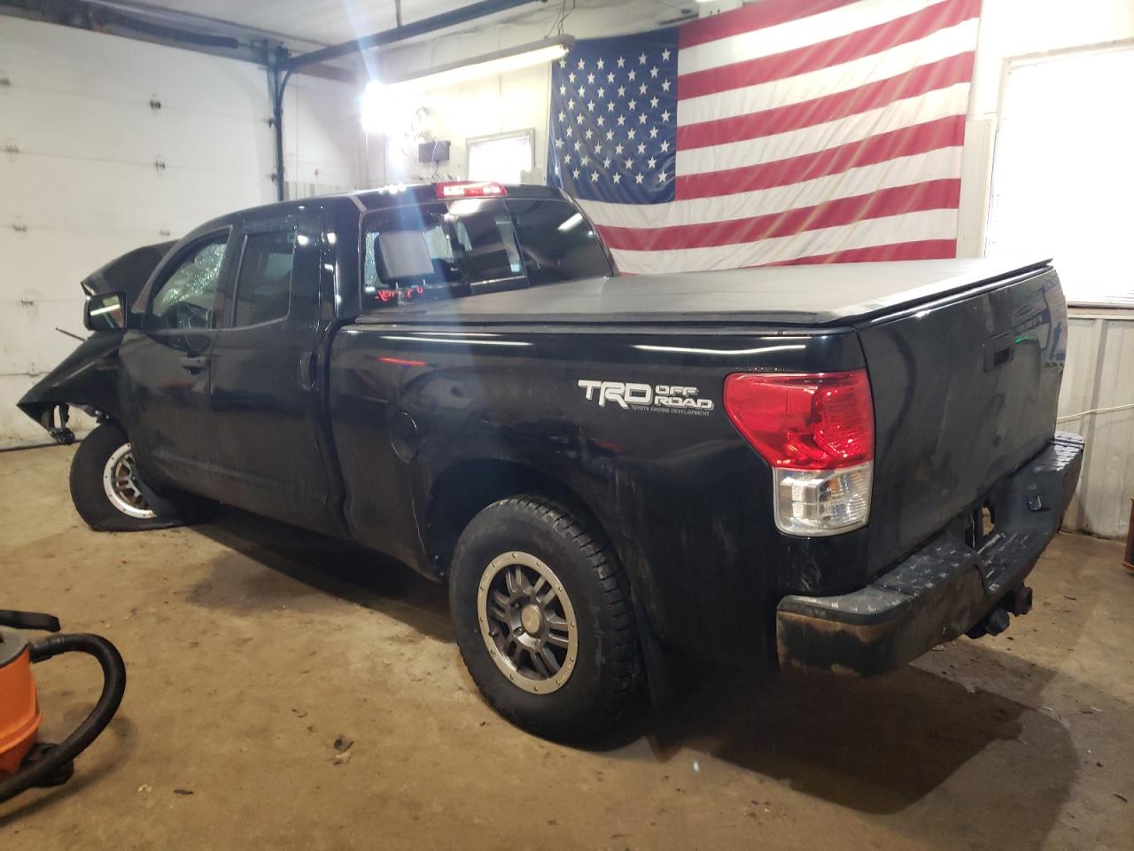2010 Toyota Tundra - Image 2