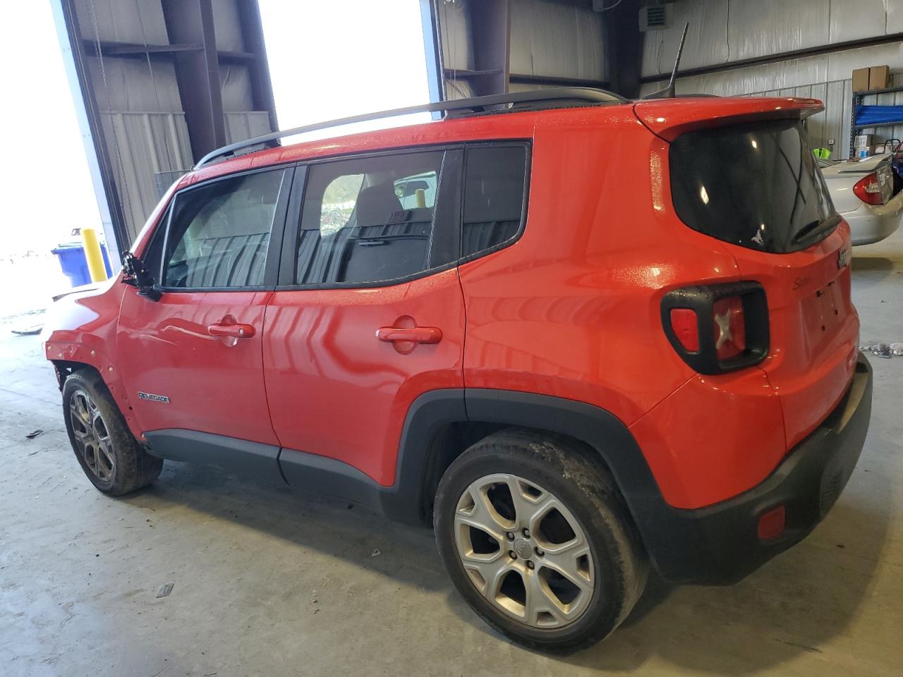 2019 Jeep Renegade - Image 2