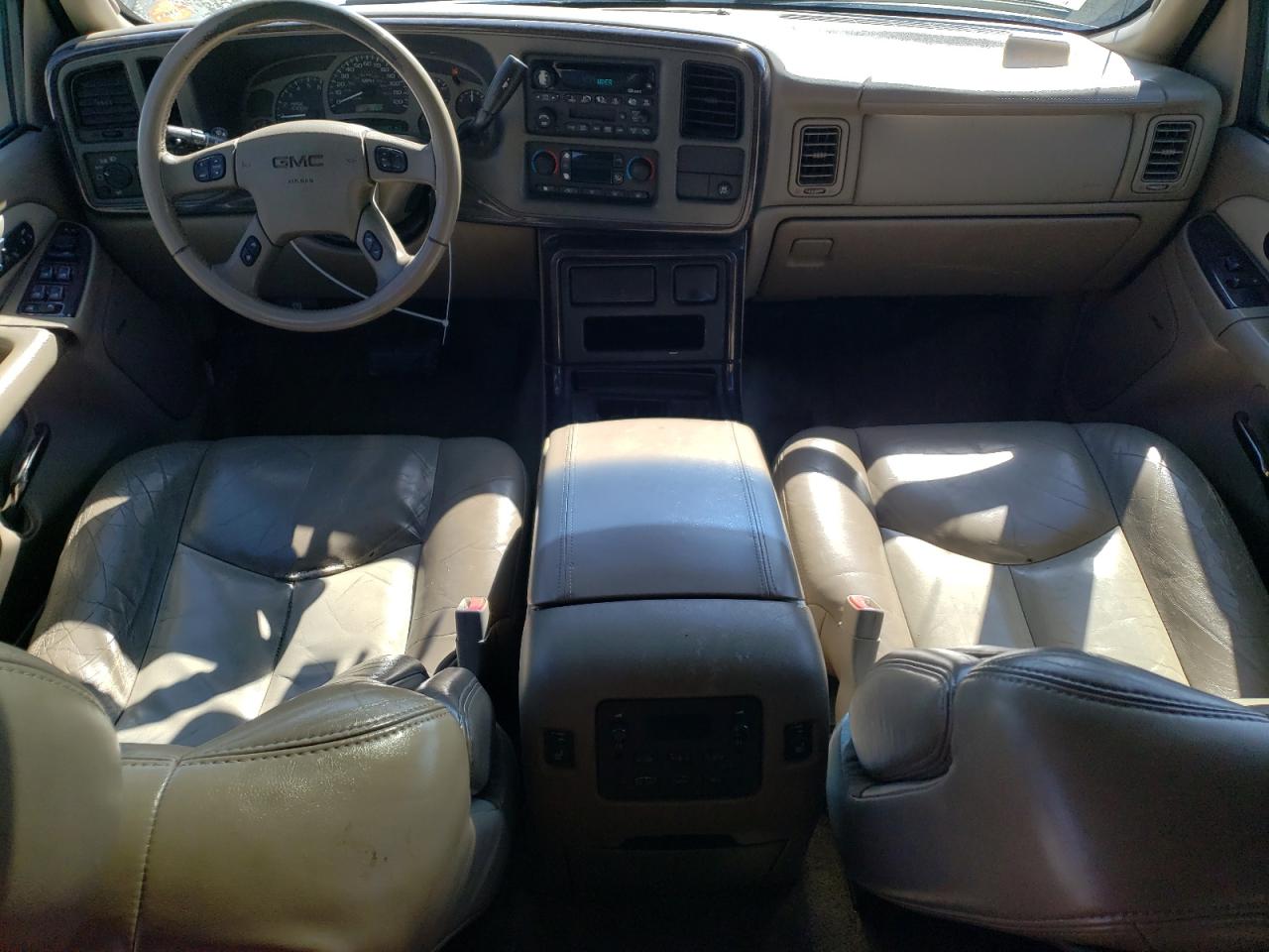 2003 GMC Yukon - Image 8