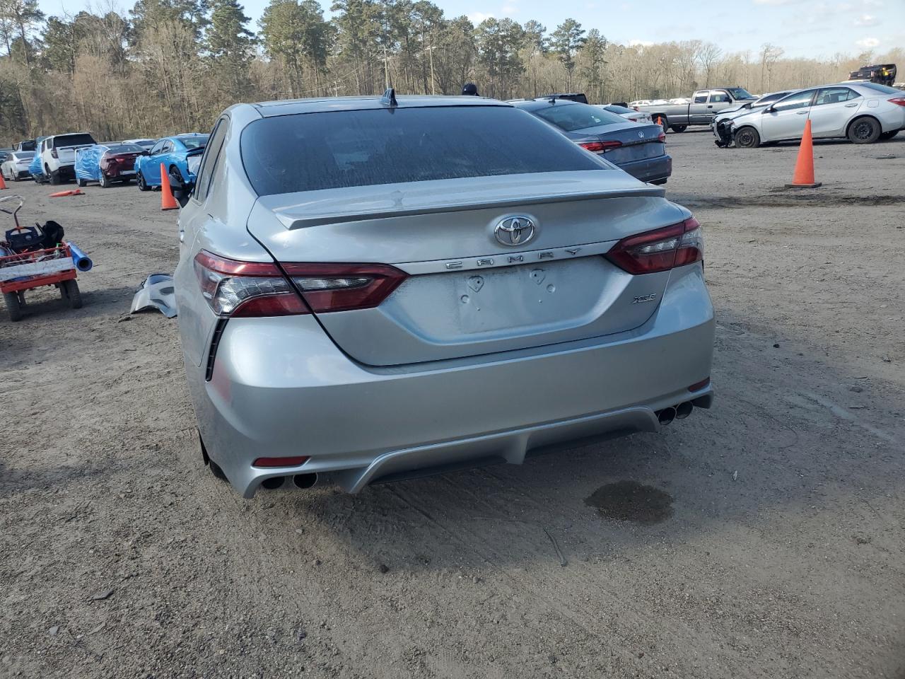 2021 Toyota Camry - Image 6