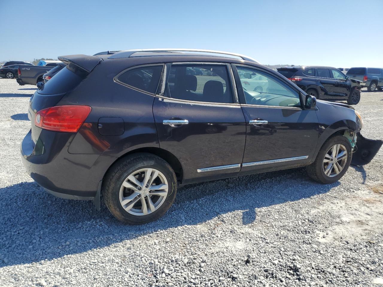 2012 Nissan Rogue - Image 3