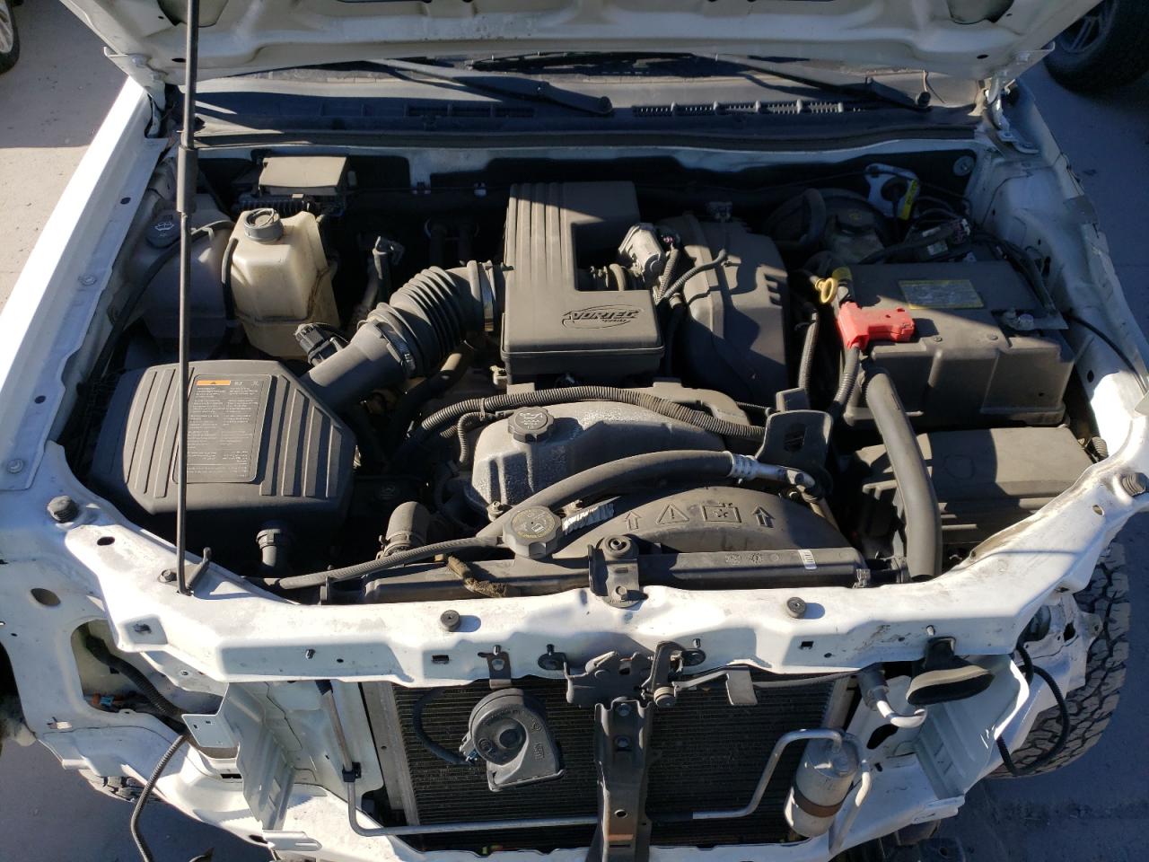 2011 Chevrolet Colorado - Image 11
