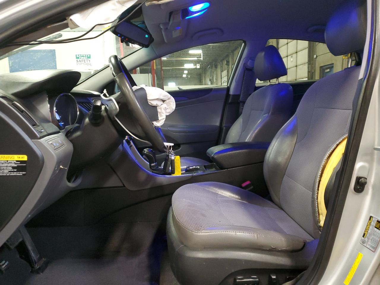 2013 Hyundai Sonata - Image 7