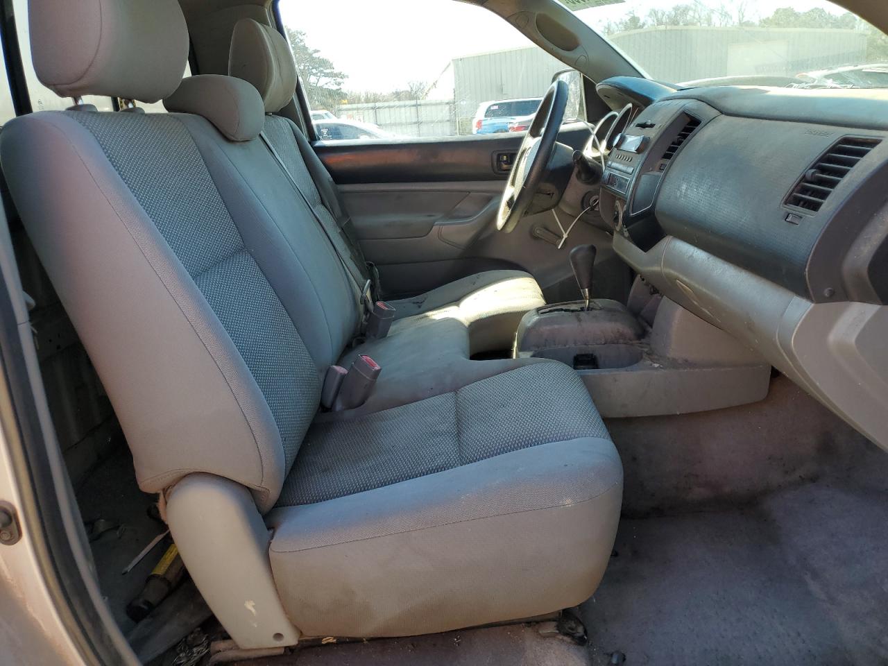 2008 Toyota Tacoma - Image 10