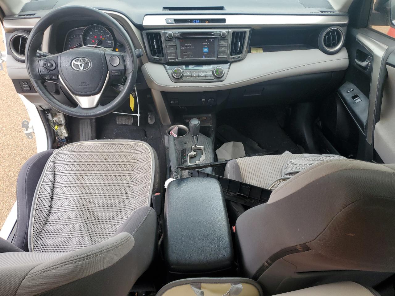 2015 Toyota RAV 4 - Image 8