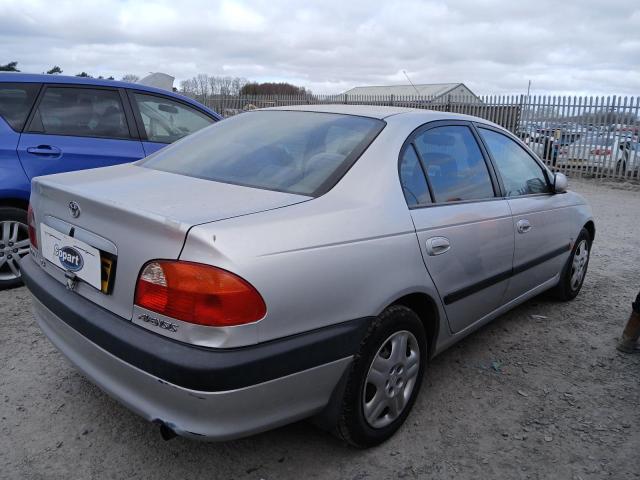 1999 TOYOTA AVENSIS GL