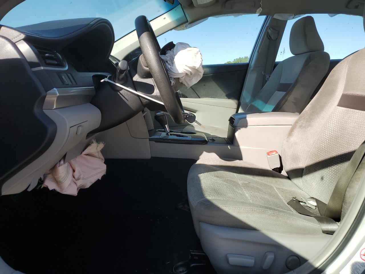 2014 Toyota Camry - Image 7