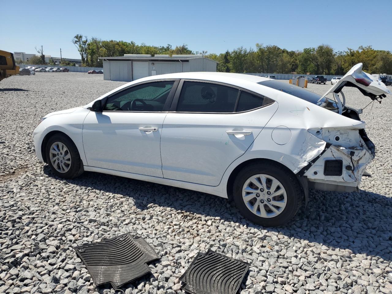 2020 Hyundai Elantra - Image 2