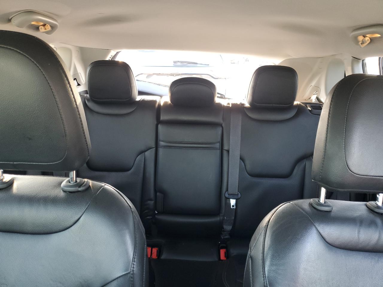 2018 Jeep Compass - Image 10