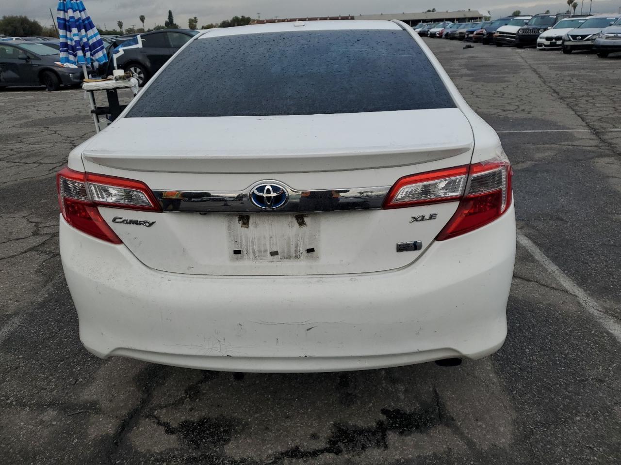 2012 Toyota Camry - Image 6