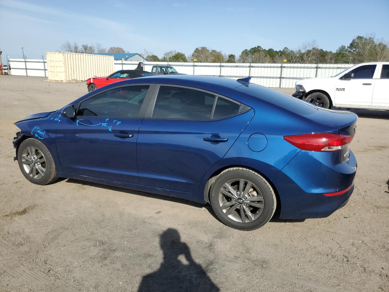 2018 Hyundai Elantra - Image 2