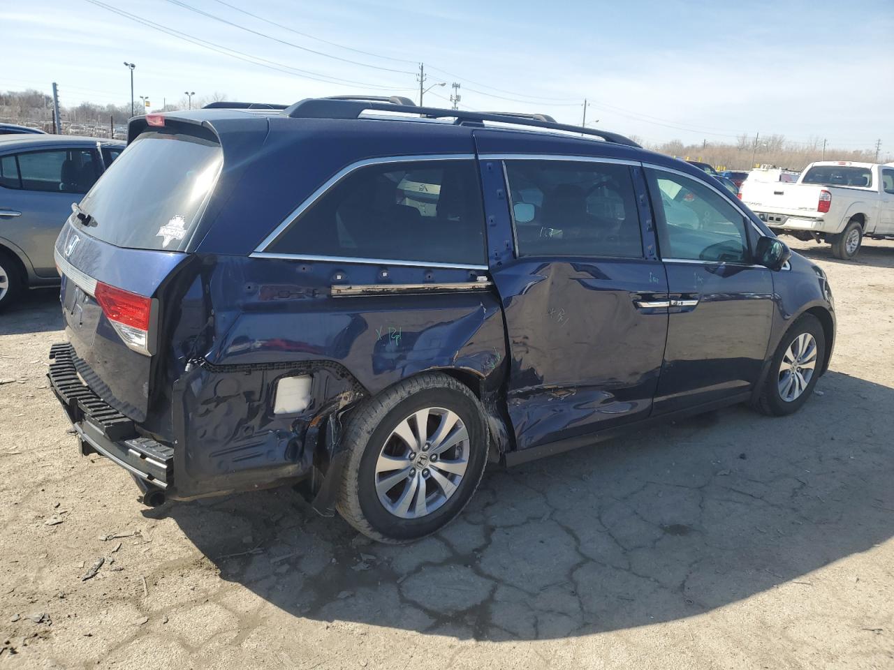2015 Honda Odyssey - Image 3