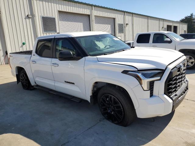  TOYOTA TUNDRA 2024 White