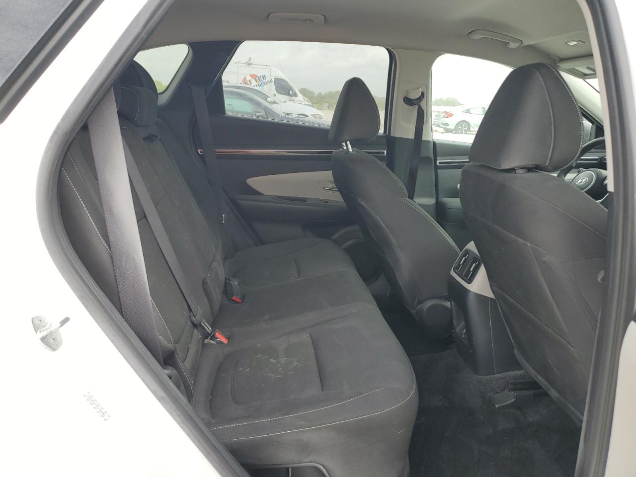 2023 Hyundai Tucson - Image 11