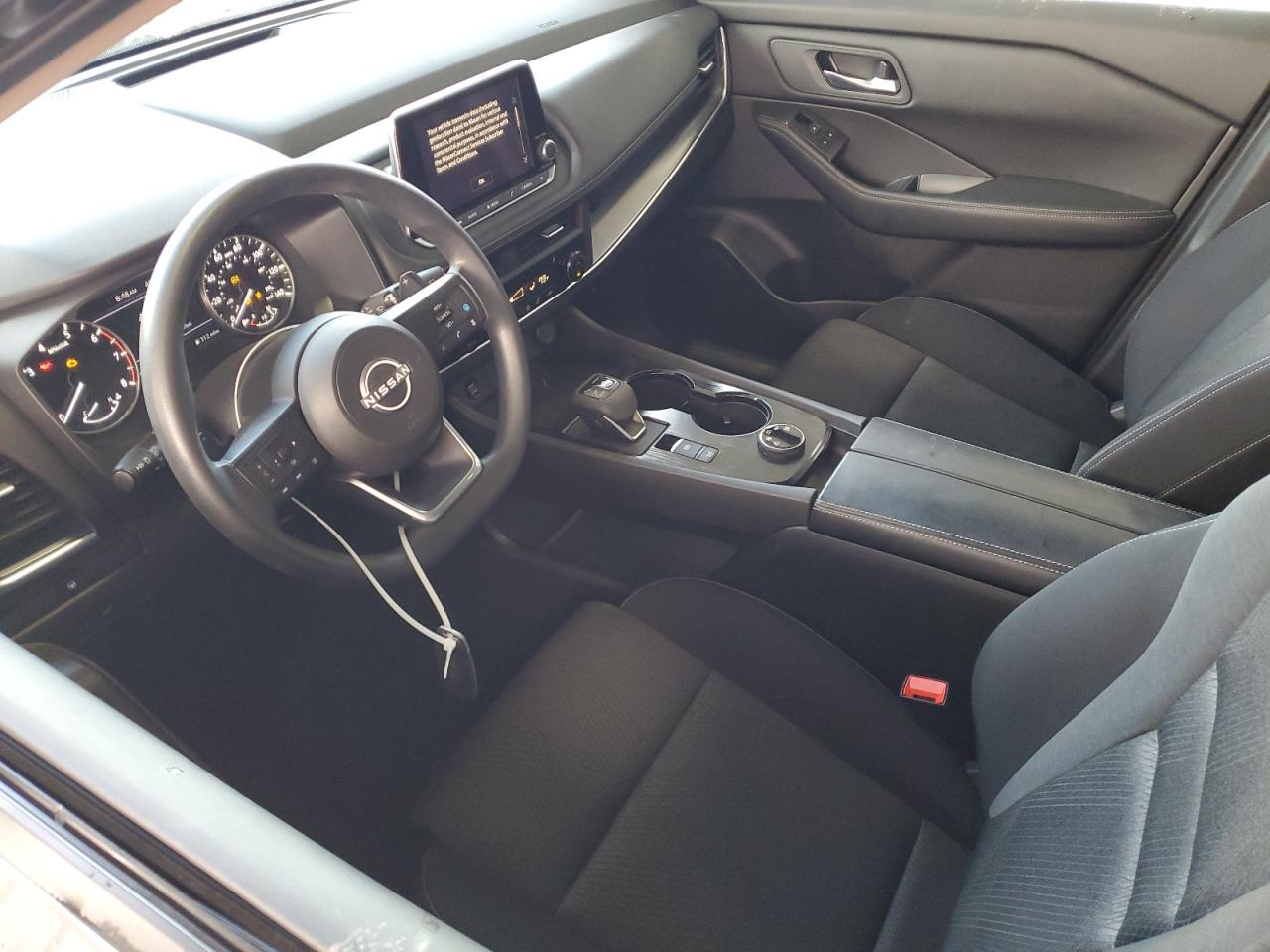 2024 Nissan Rogue - Image 7