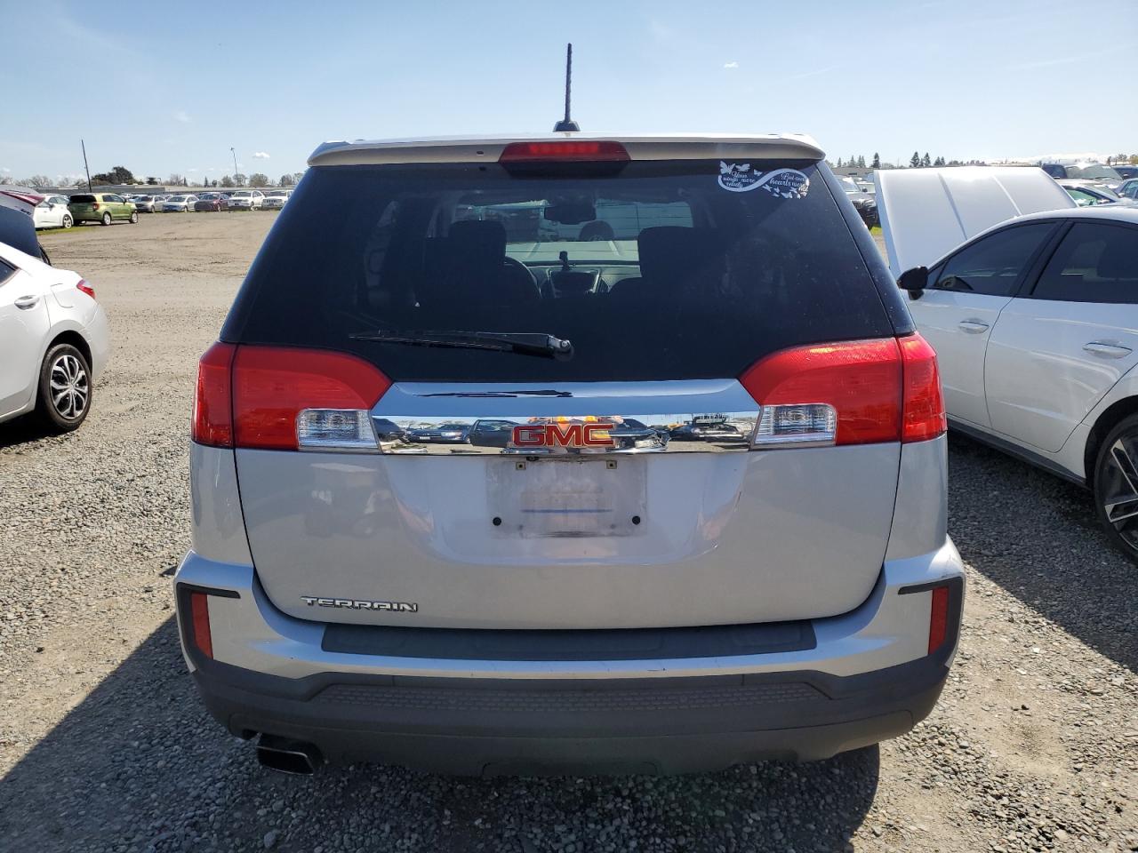 2017 GMC Terrain - Image 6