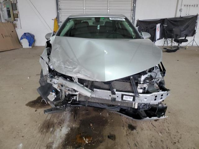  CHEVROLET CRUZE 2018 Серебристый