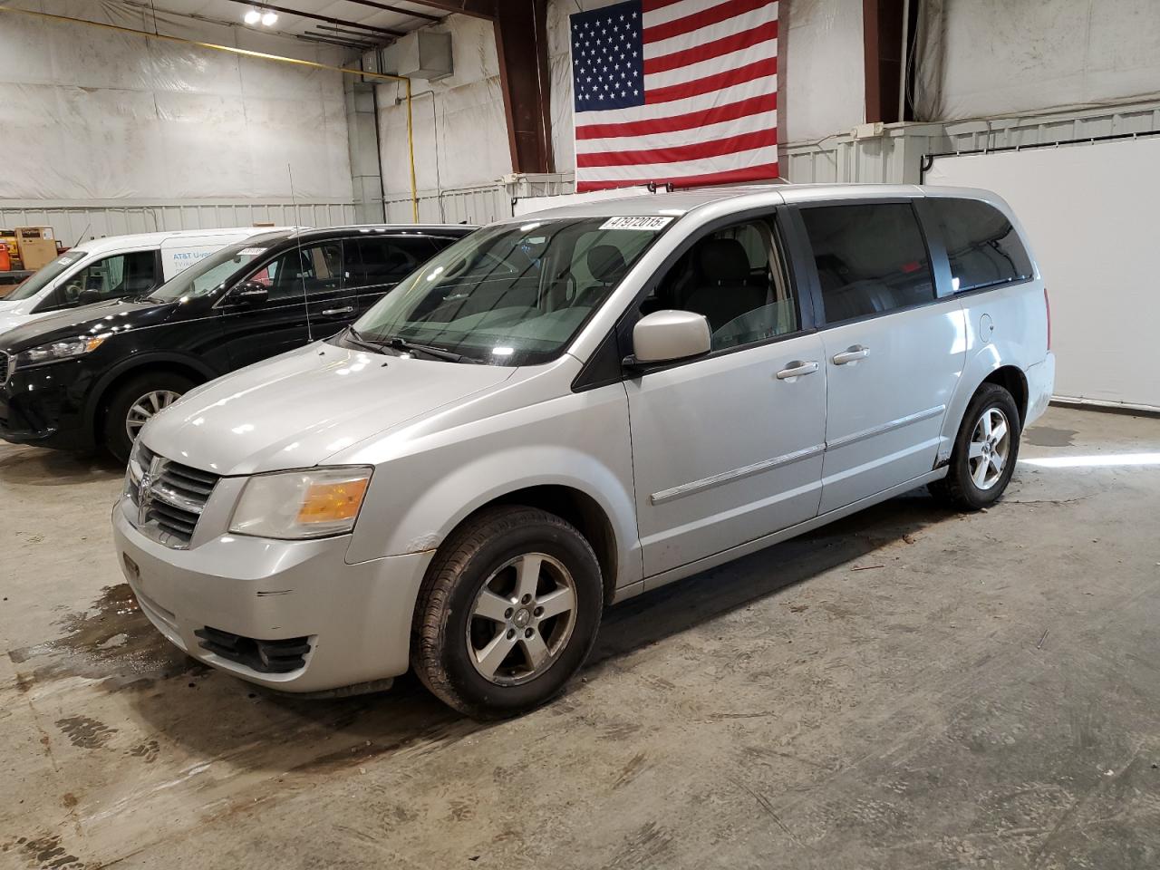 2008 Dodge Caravan - Image 1