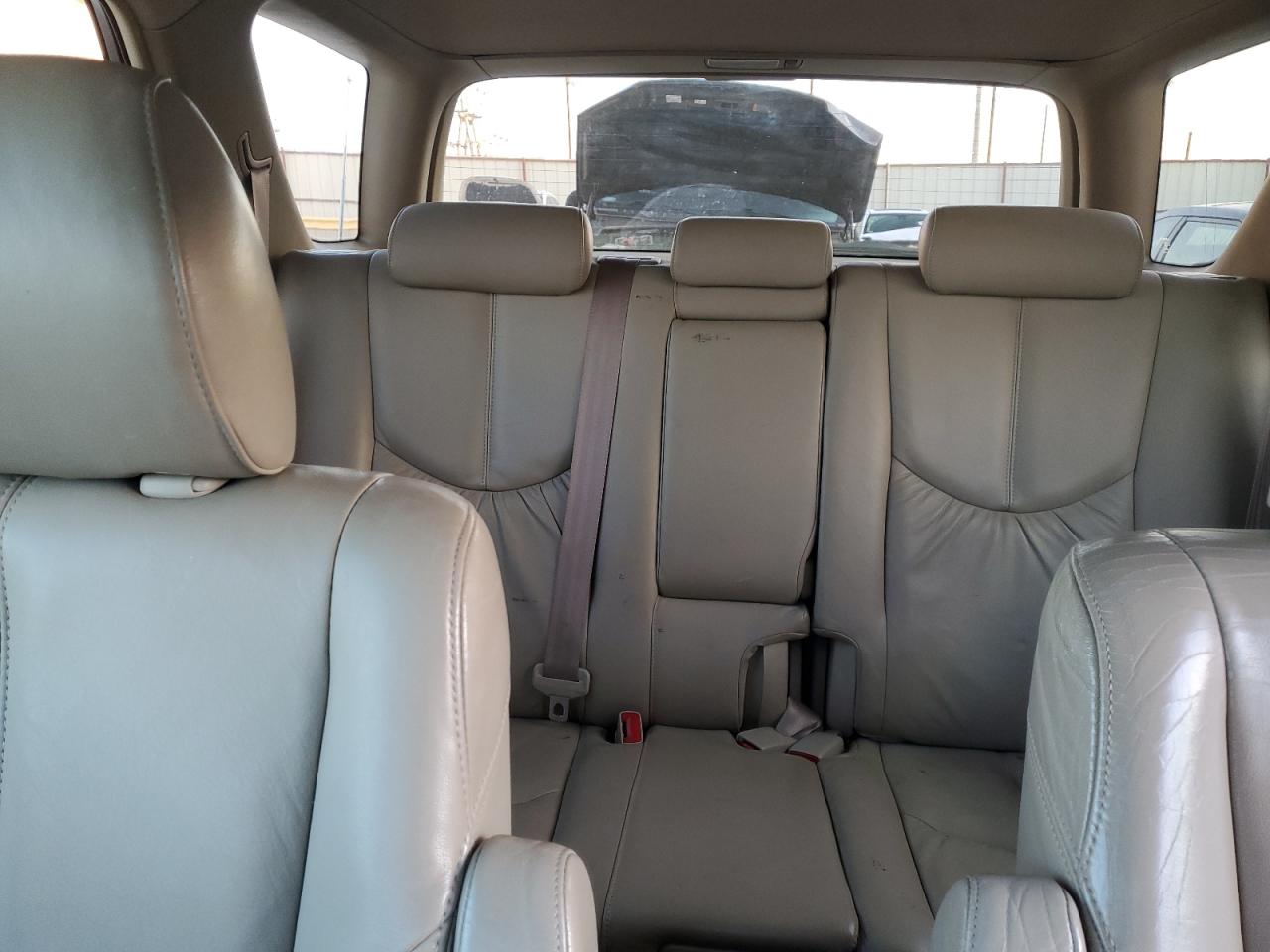 2001 Lexus RX - Image 10