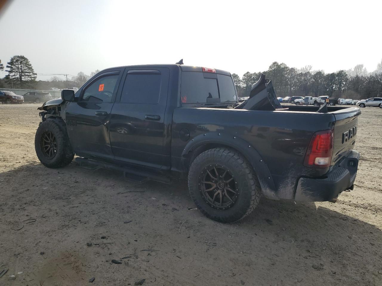 2016 RAM 1500 - Image 2