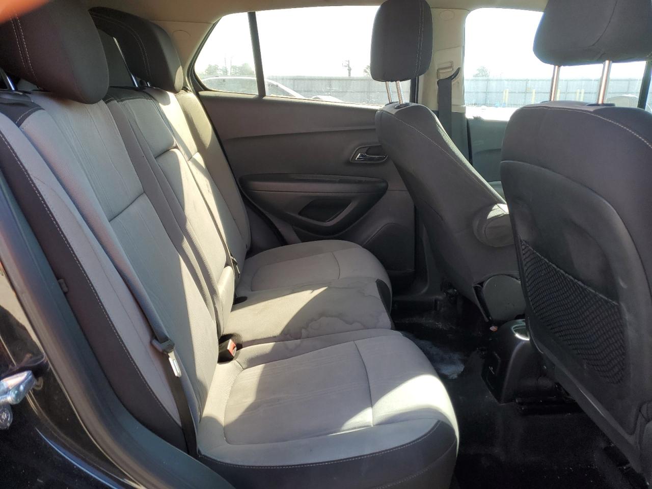 2015 Chevrolet Trax - Image 12