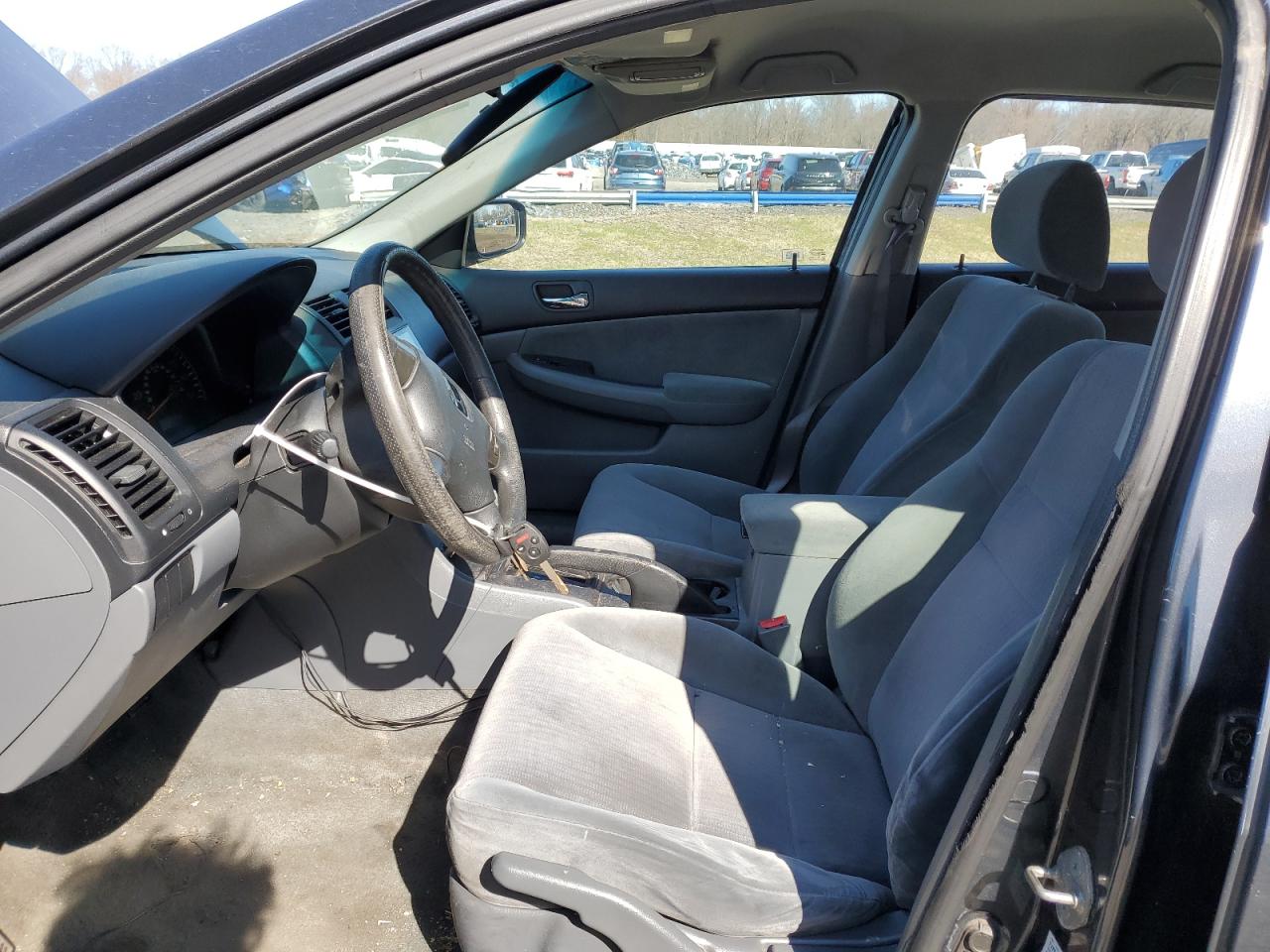 2003 Honda Accord Lx VIN: 1HGCM56343A068270 Lot: 50880935