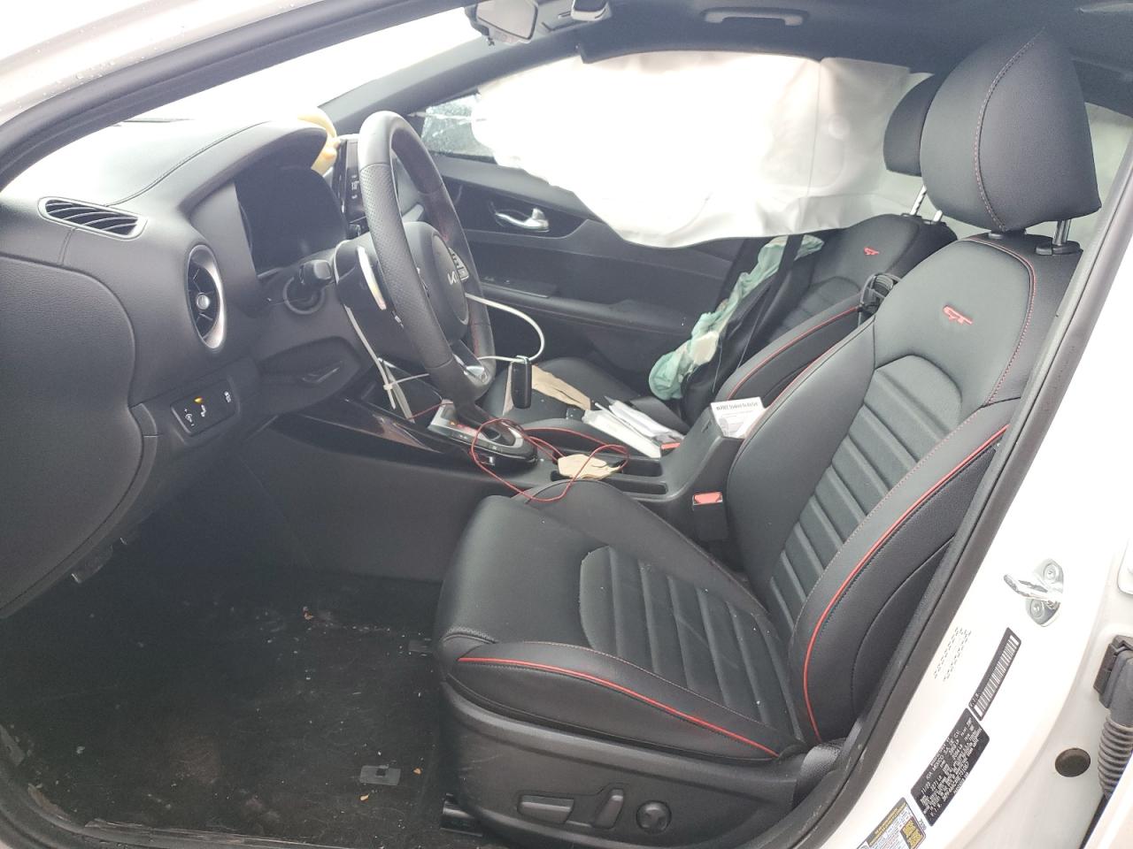 2024 Kia Forte - Image 7