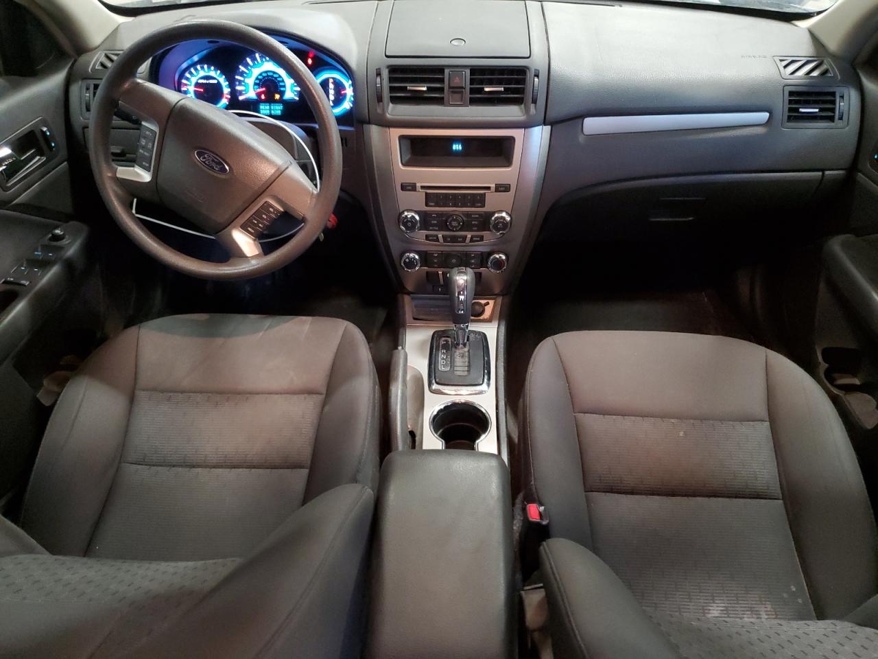2010 Ford Fusion - Image 8