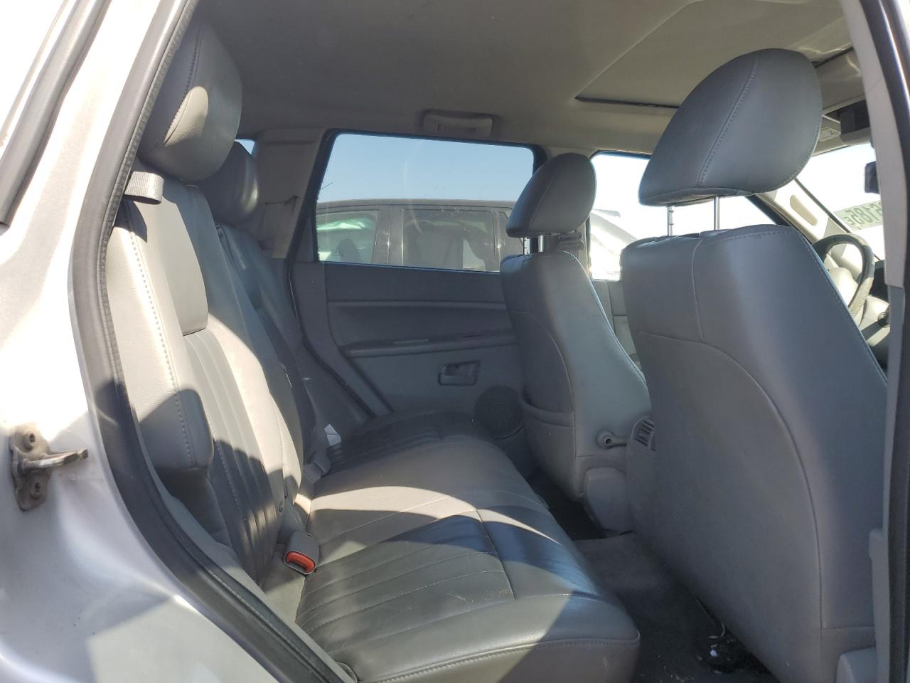 2005 Jeep Grand Cherokee Laredo VIN: 1J4GR48K75C653569 Lot: 47986185