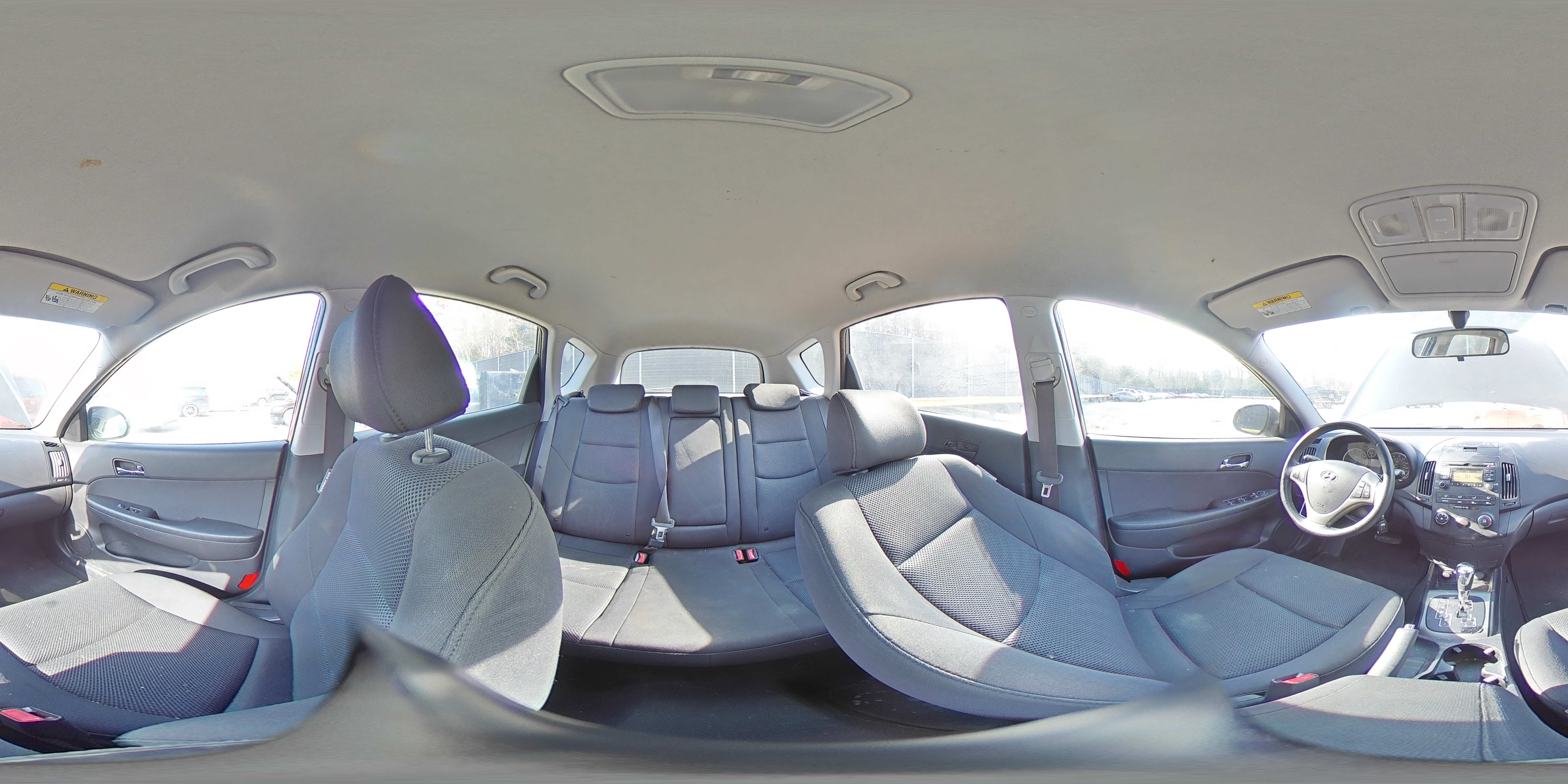 2009 Hyundai Elantra - Image 12
