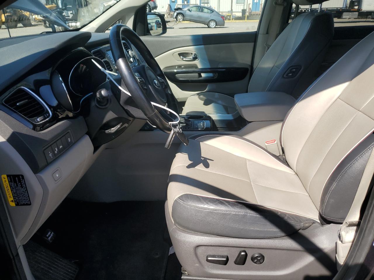 2018 Kia Sedona - Image 7