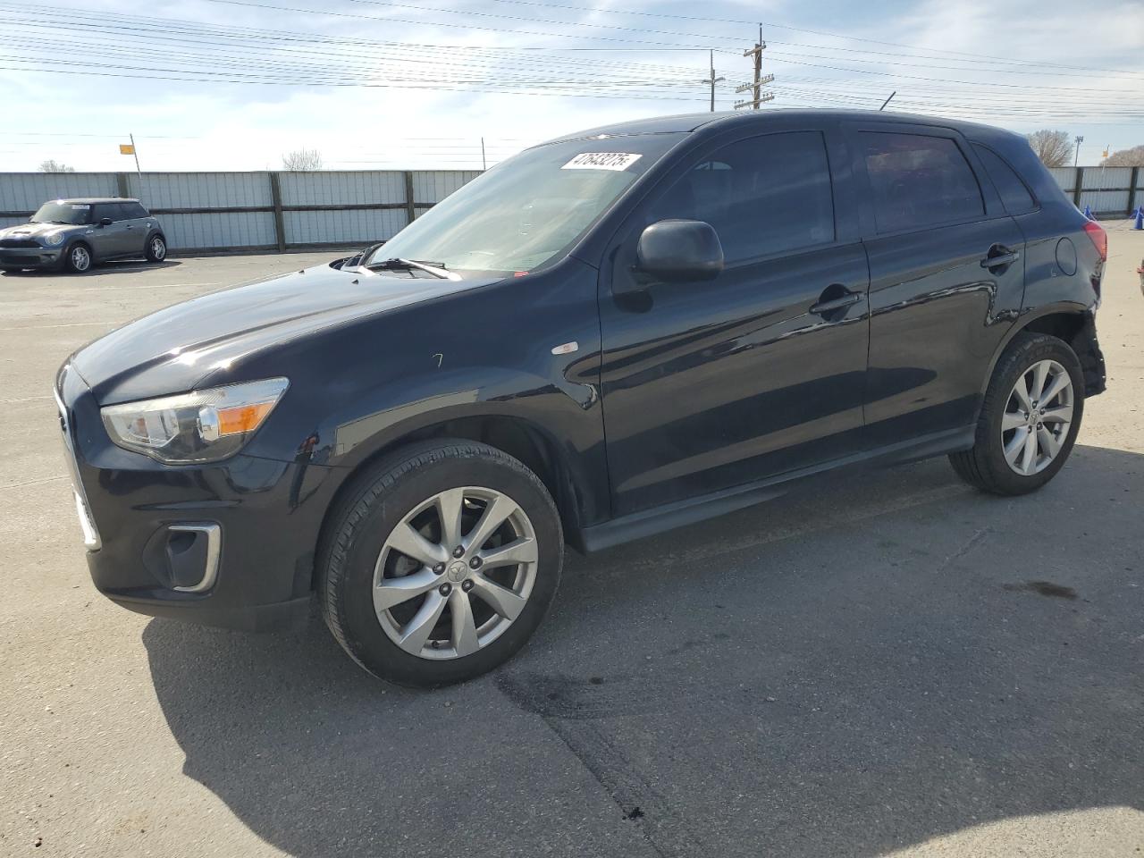 2015 Mitsubishi Outlander - Image 1